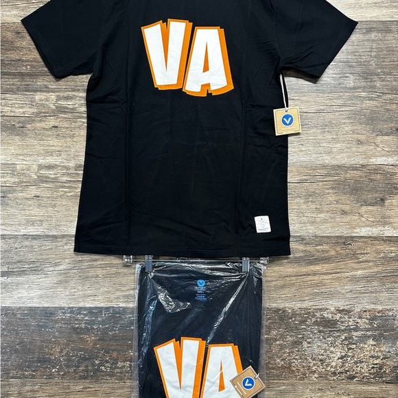 Vast Life Men’s Black Tee with Orange and White Accents - Picture 1 of 8